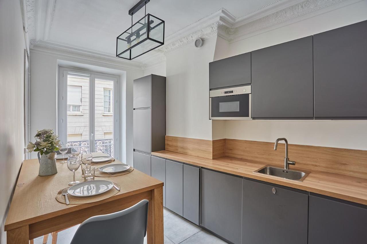 Apartment Beaubourg By Studio Prestige ปารีส ภายนอก รูปภาพ